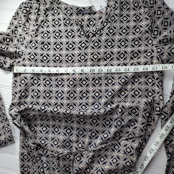 Suzy Shier long sleeve dress, small - Picture 11 of 11